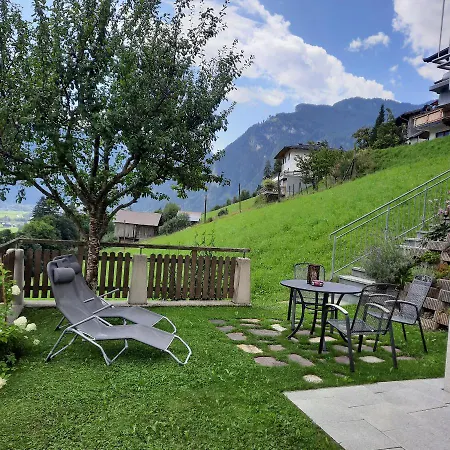 Apartment-schoser *