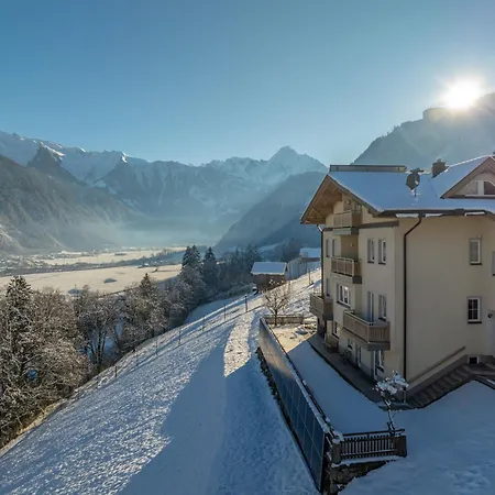 Apartment-schoeser Apartman *