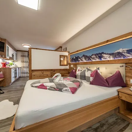 Apartment-schoser *