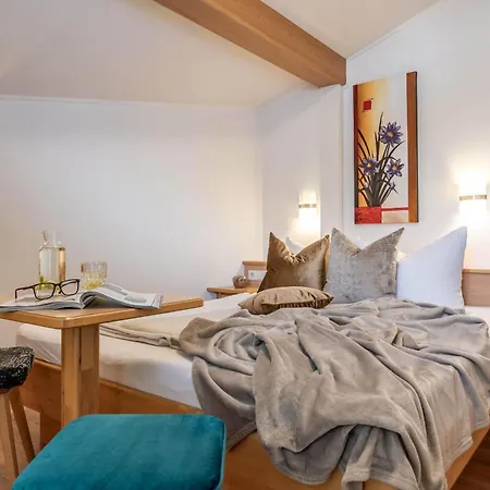 Apartment-schoeser