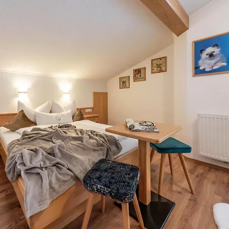 Apartment-schoeser *