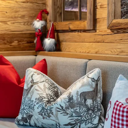 Apartment-schoeser * Hippach