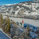 Apartman Apartment-schoeser *