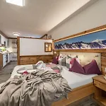 Apartment-schoeser * Hippach