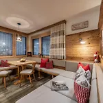 Apartment-schoeser * Hippach