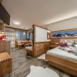 Apartman Apartment-schoeser *