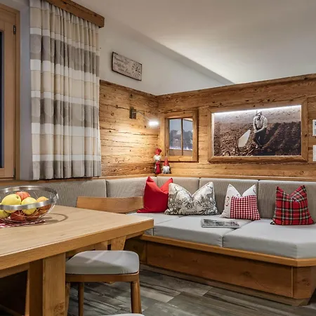 Apartment-schoeser